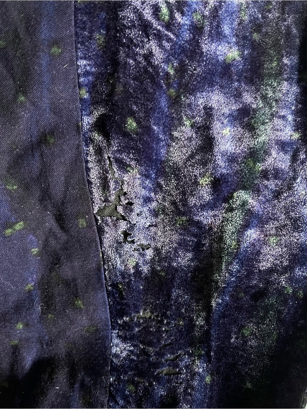 Cord Studio Velvet Robe Jacket - Picture 9 of 9